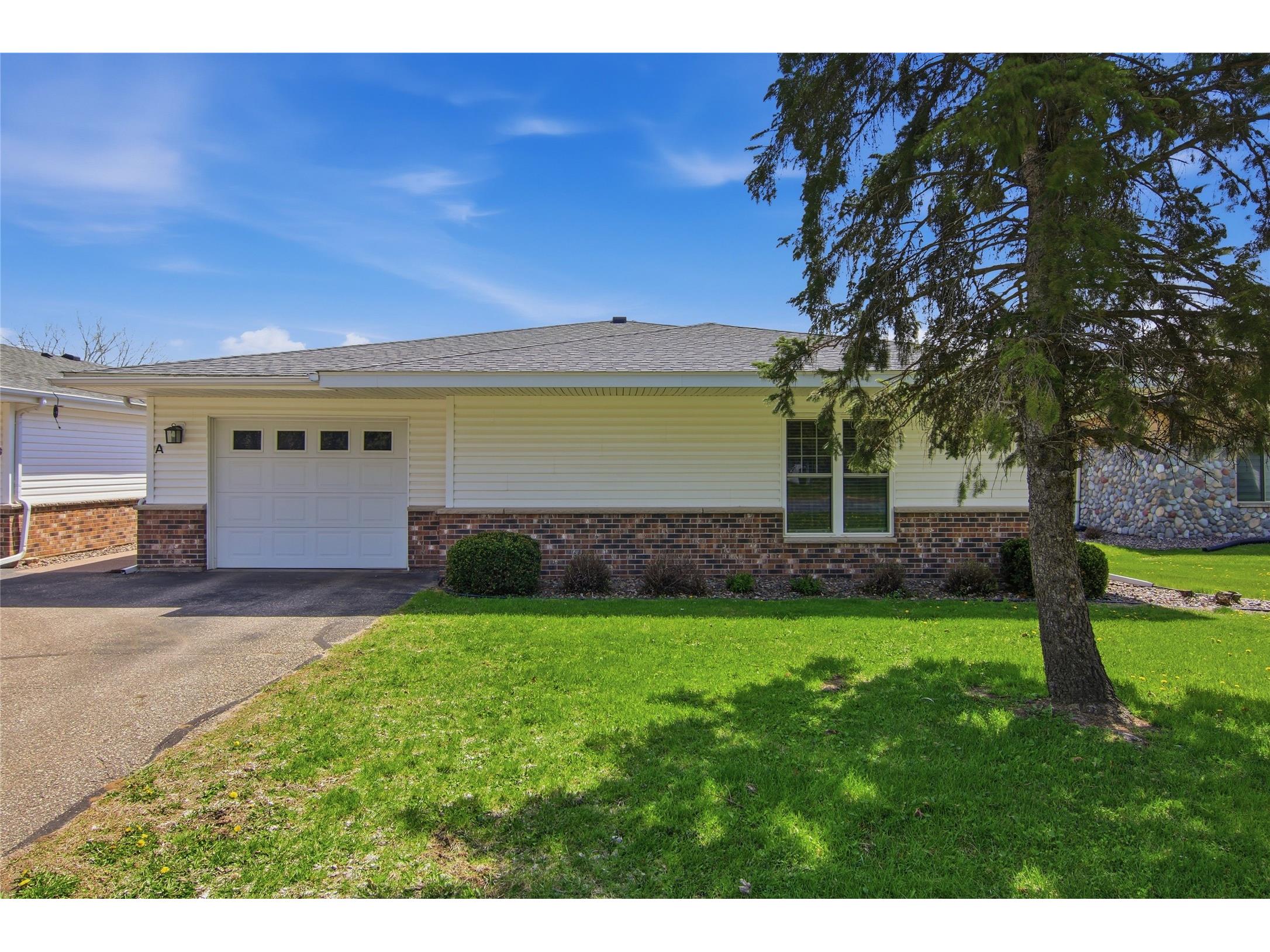 926 Tainter Street NE #A Menomonie WI 54751 1599413 image1