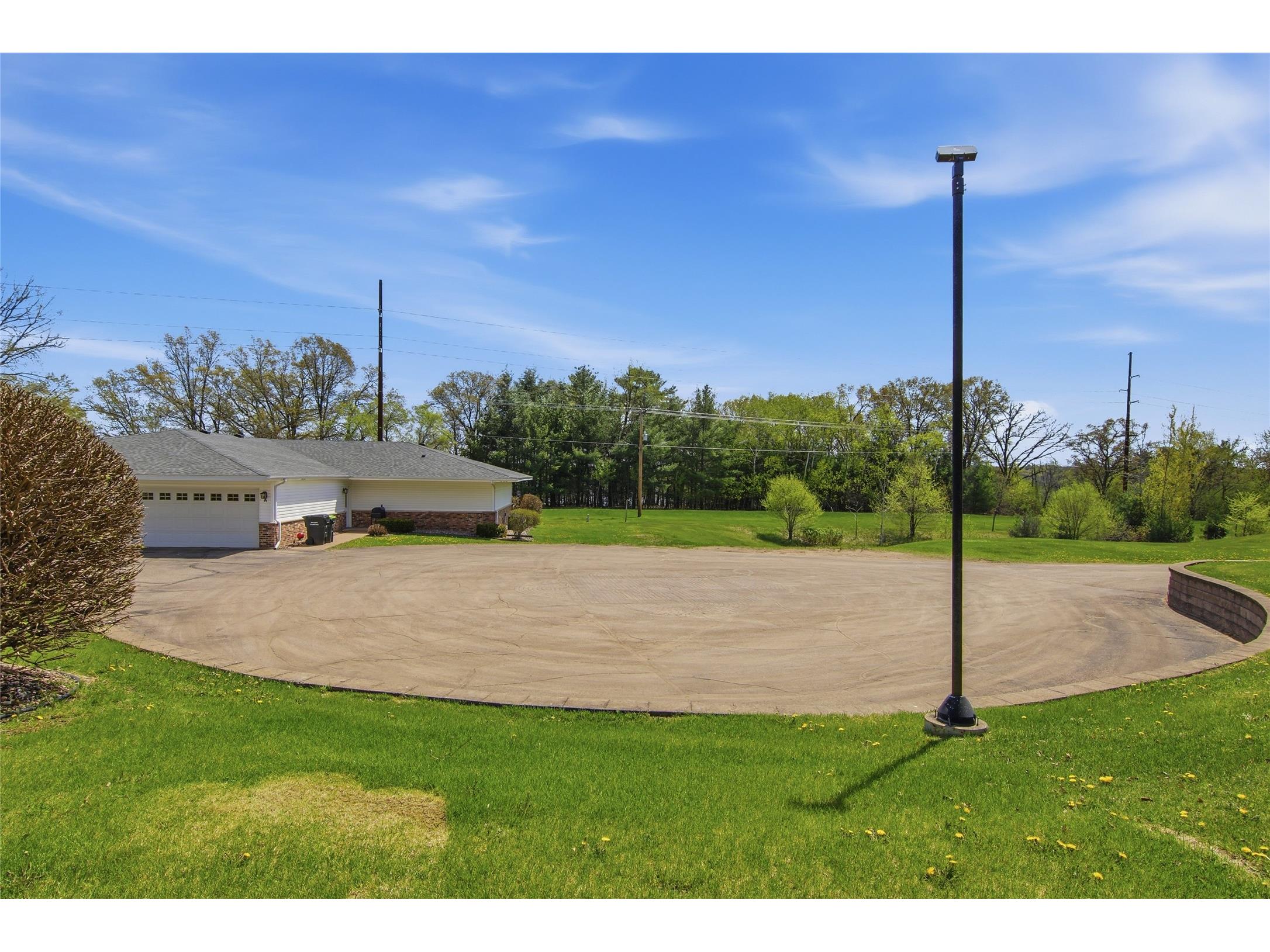 926 Tainter Street NE #A Menomonie WI 54751 1599413 image32