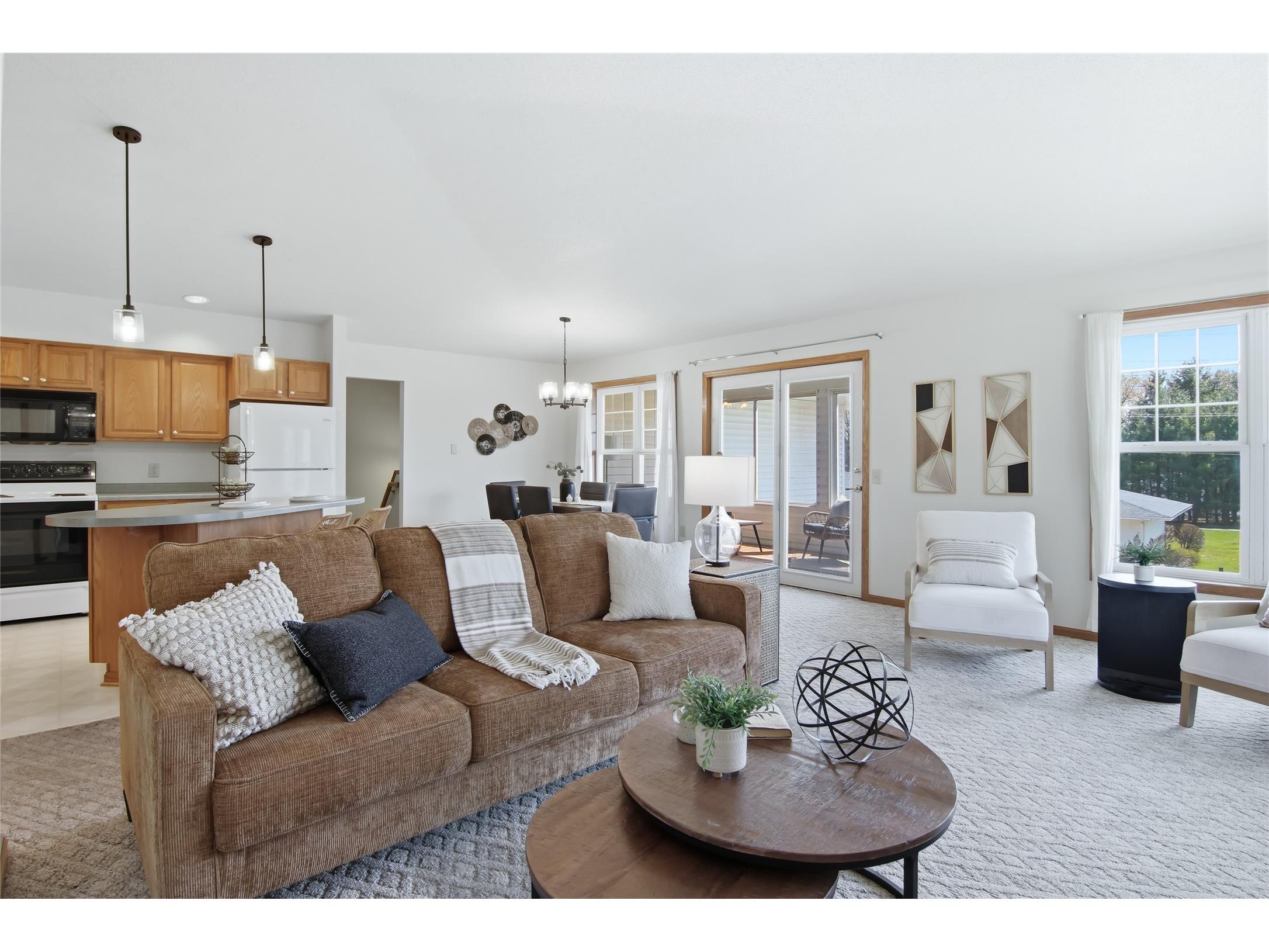 926 Tainter Street NE #A Menomonie WI 54751 1599413 image4