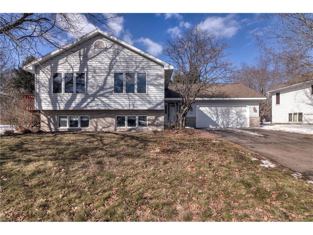 936 Windsor Forest Drive, Altoona, WI, 54720 MLS 1562090 Edina Realty