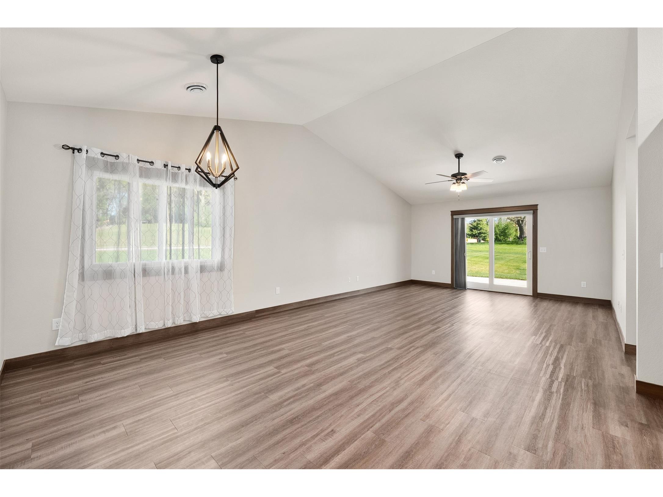 938 Jeffers Ridge Eau Claire WI 54703 1601170 image6