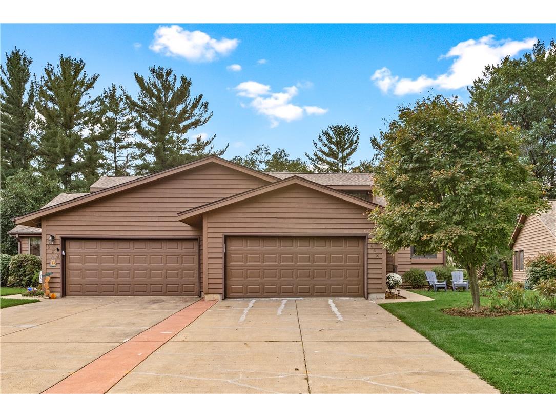 942 Cambridge Court #A Altoona WI 54720 1596146 image1