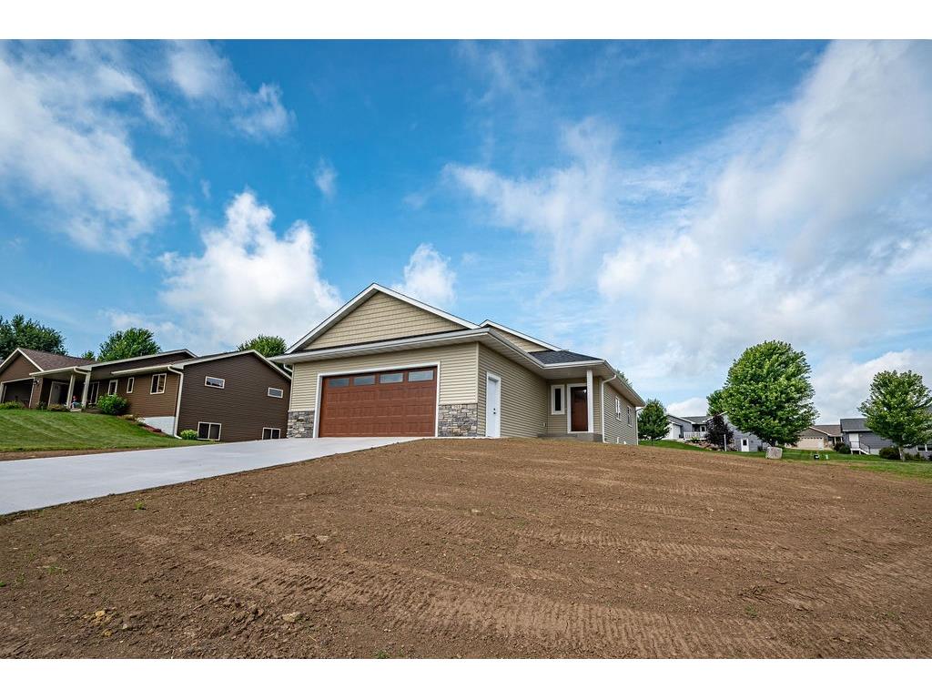 944 S Kelly Road Ellsworth WI 54011 1593982 image1