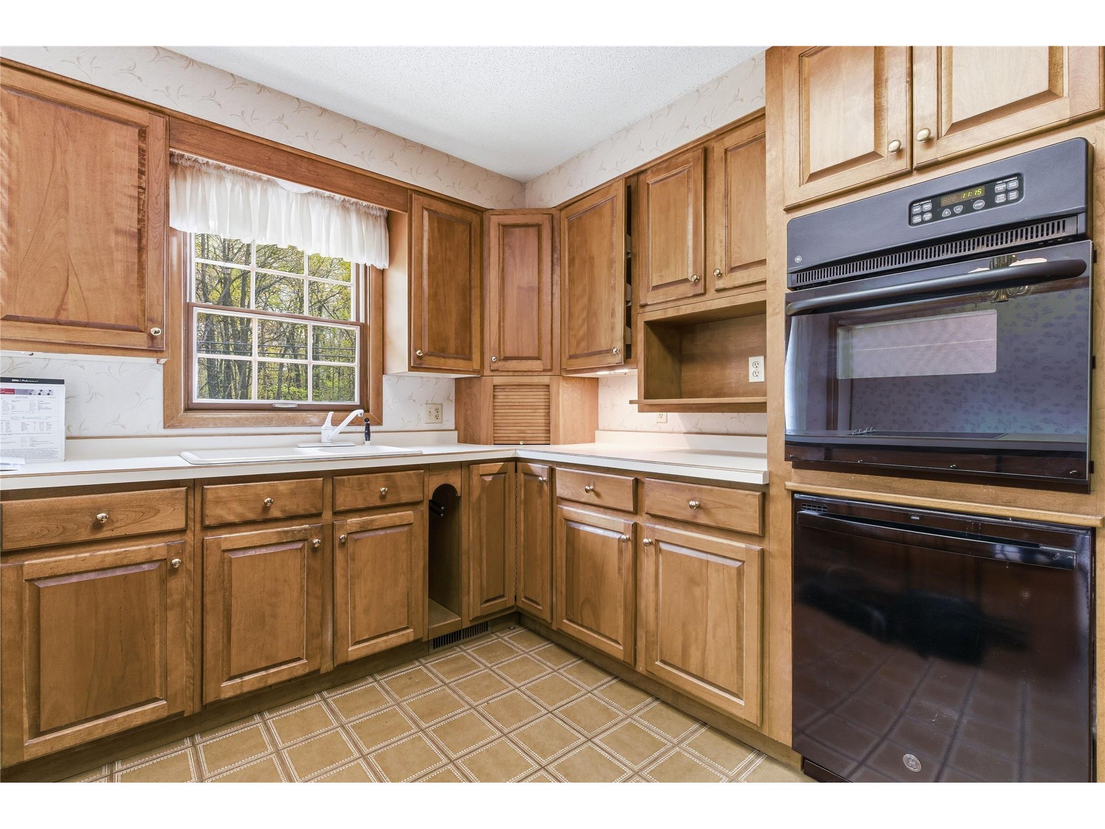 9556 27th Avenue Eau Claire WI 54703 - Chippewa 1598274 image8