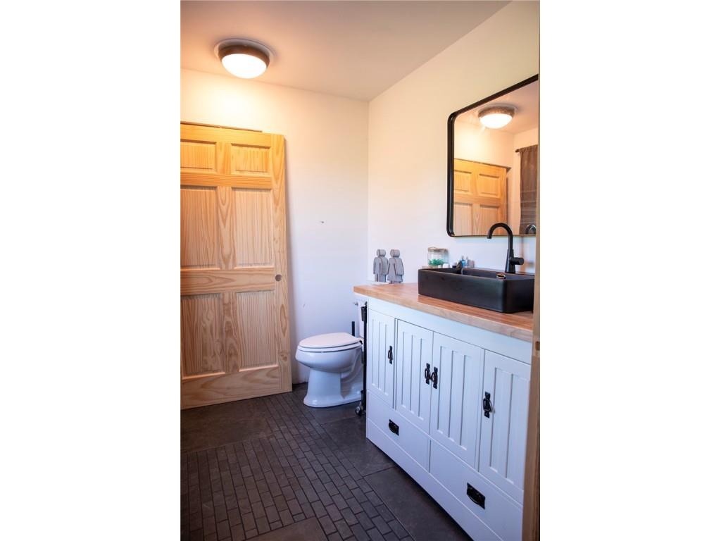 9620 W County Road D Holcombe WI 54745 - Holcombe 1592704 image17