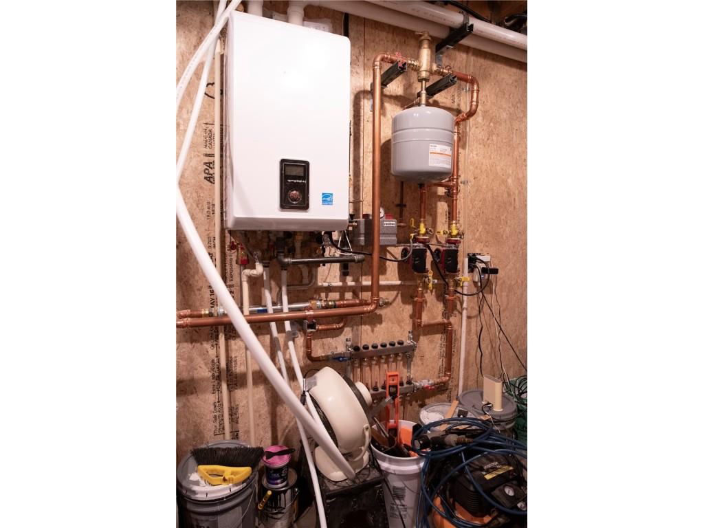 9620 W County Road D Holcombe WI 54745 - Holcombe 1592704 image33