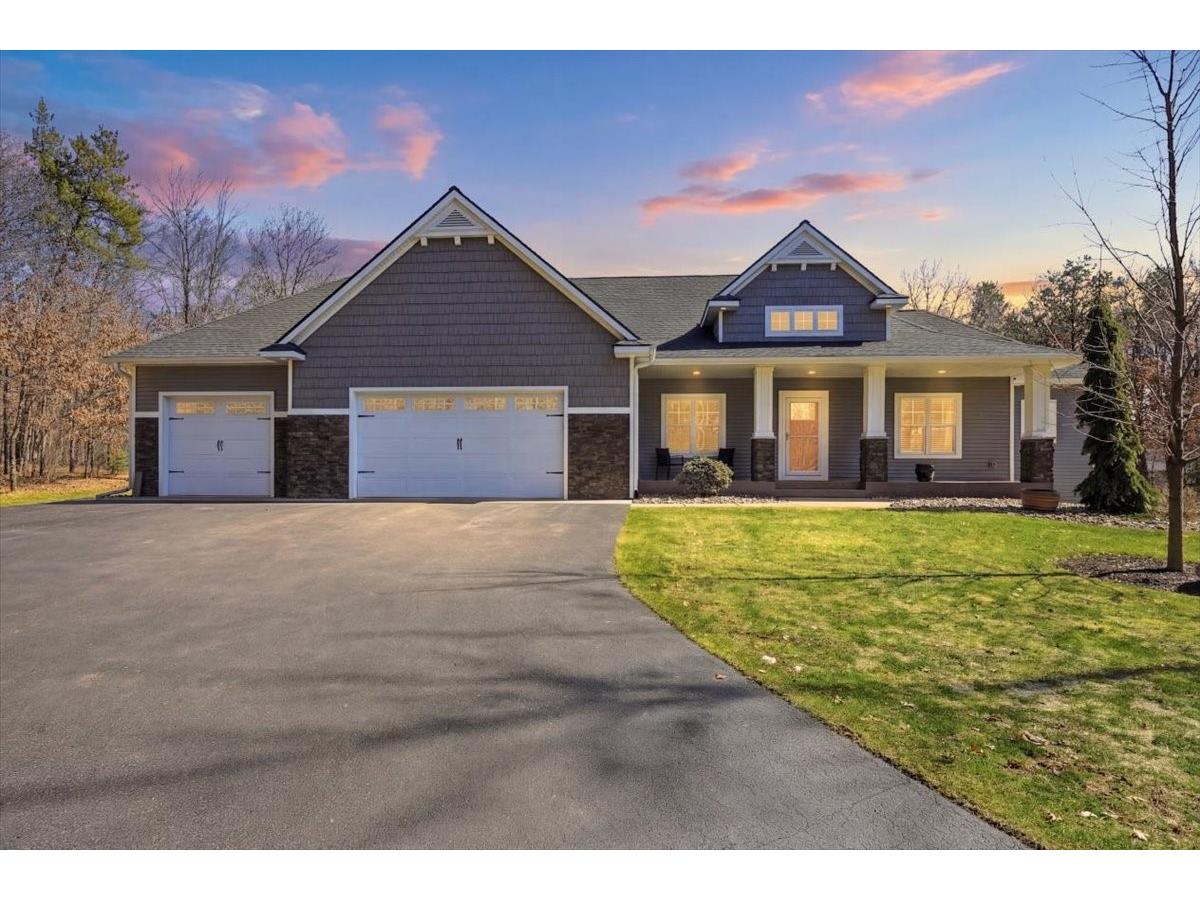 977 Mcgregor Drive Eau Claire WI 54703 1599300 image1