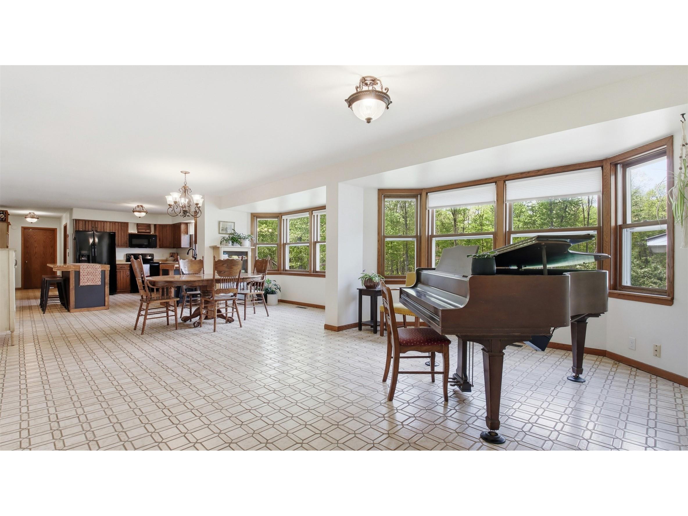 978 S County Road G Boyd WI 54726 1601428 image17