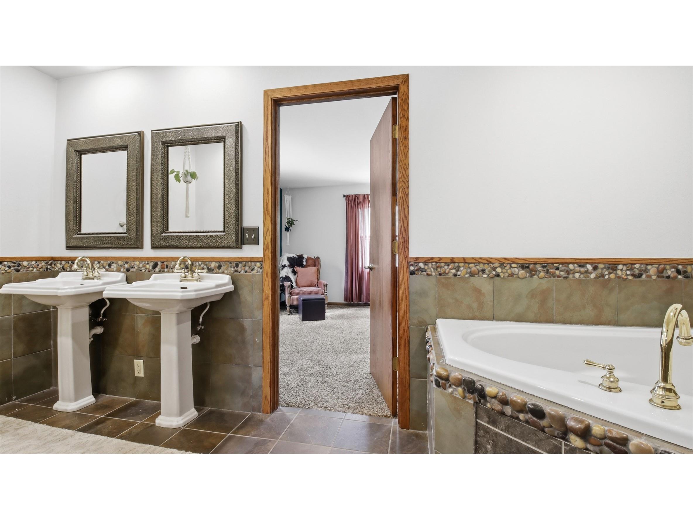 978 S County Road G Boyd WI 54726 1601428 image32
