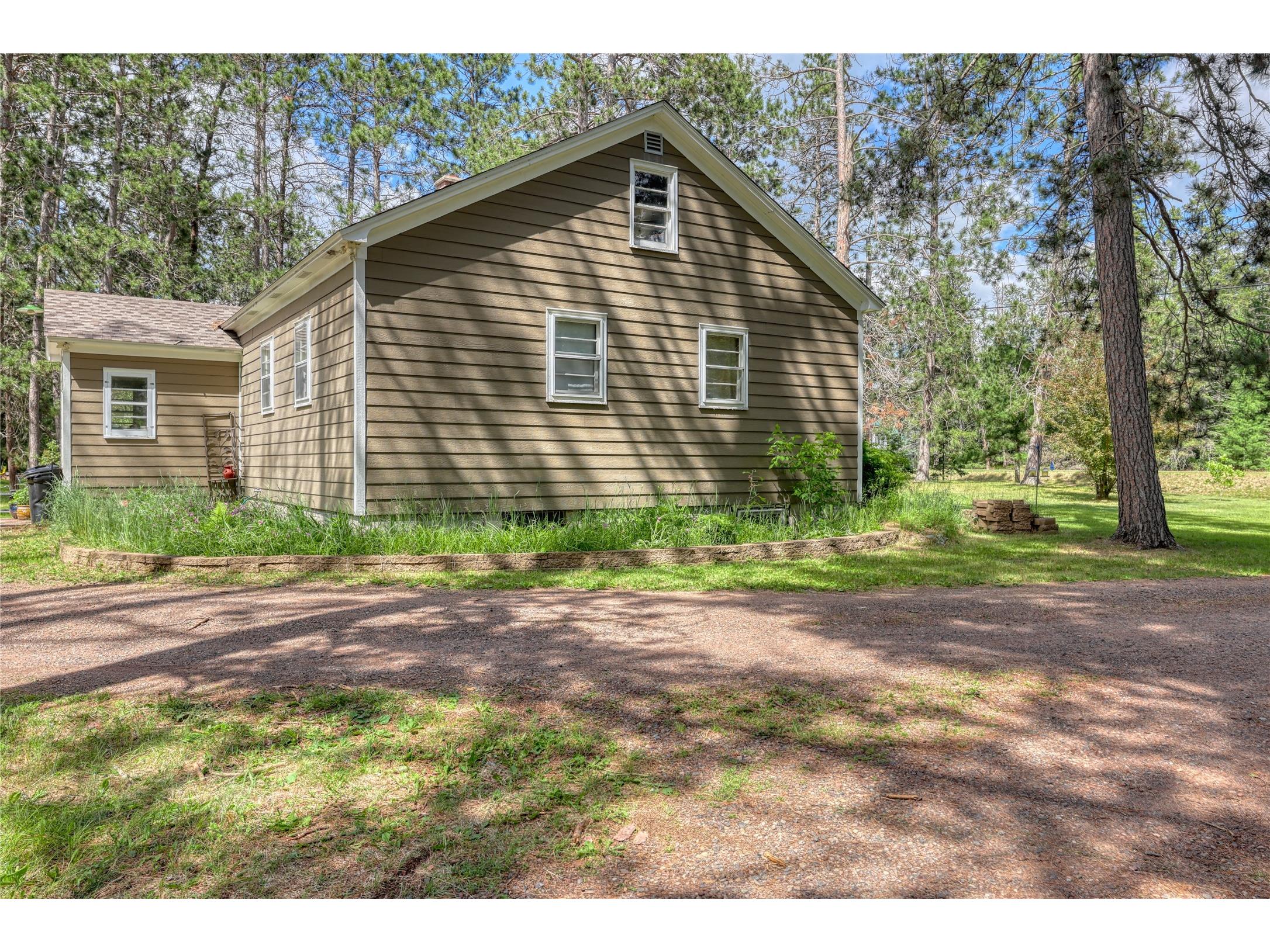 9829 N State Highway 27 Hayward WI 54843 1600842 image30