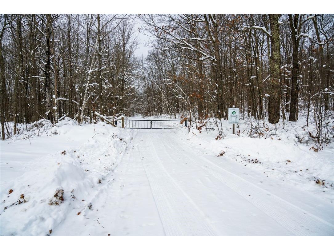 Block 9 Comet Road Exeland WI 54835 - Knutson 1597606 image1