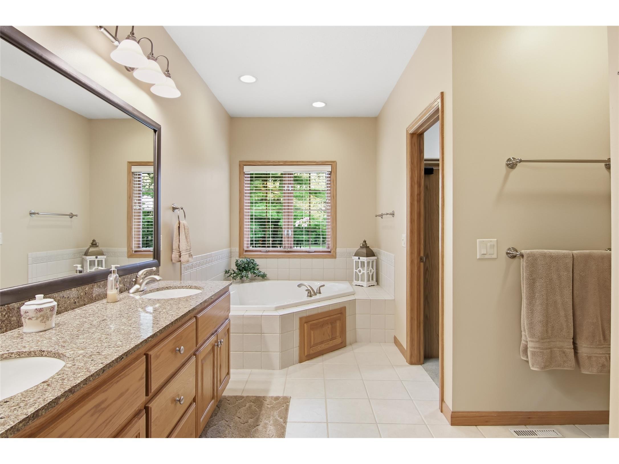 E4400 Pinewood Circle Eleva WI 54738 1600346 image26