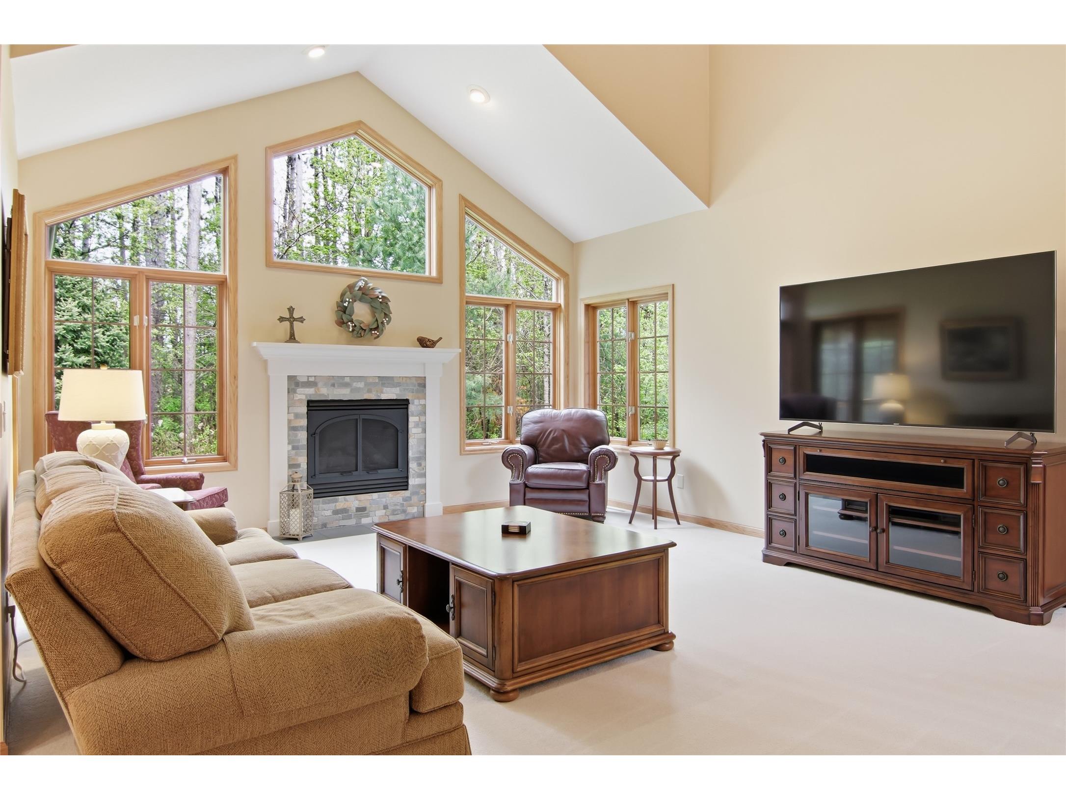 E4400 Pinewood Circle Eleva WI 54738 1600346 image8