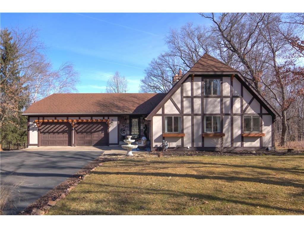 E4450 Woodland Drive Eau Claire WI 54701 1580246 image1