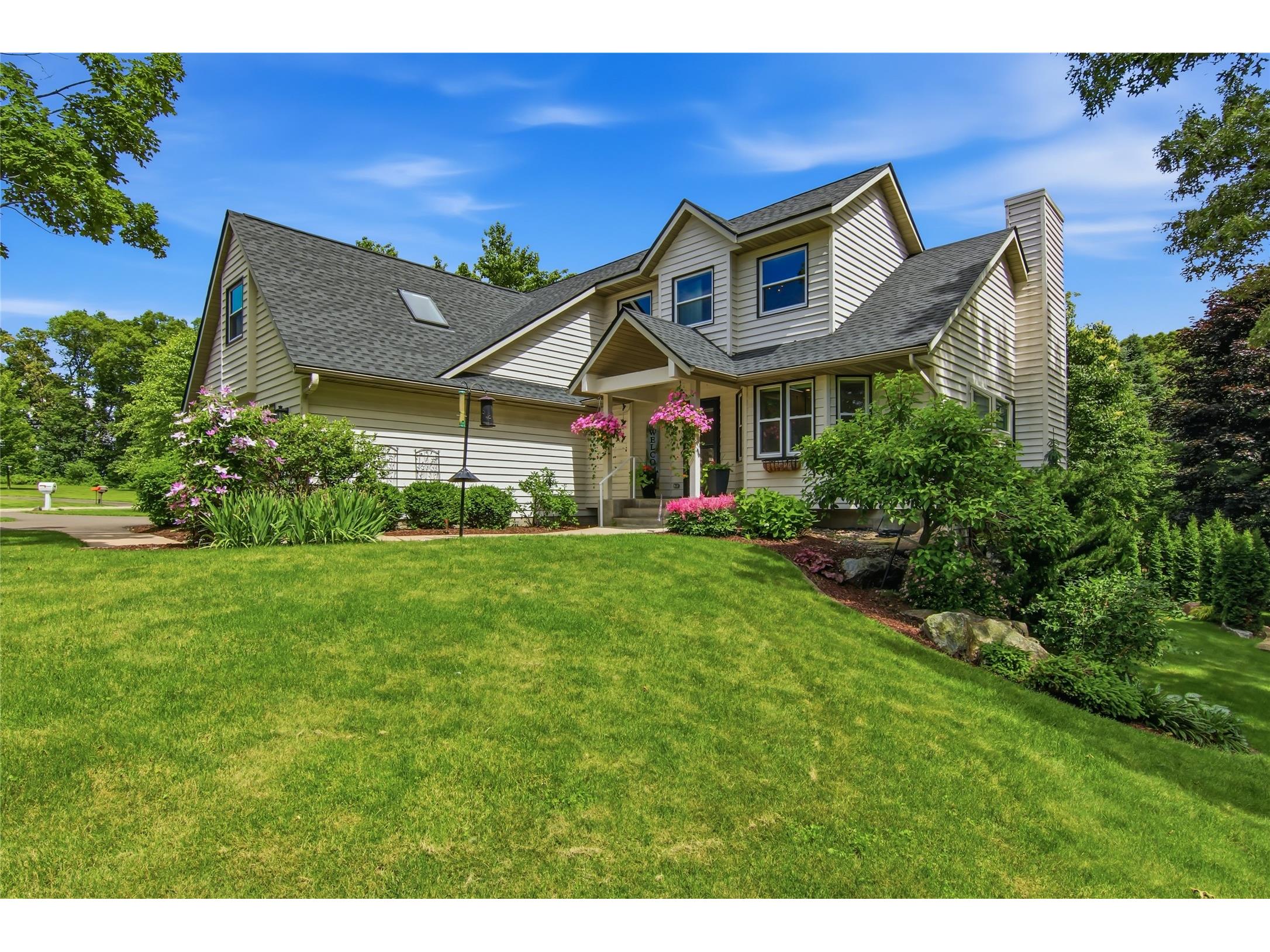 E4520 Woodfield Road Eau Claire WI 54701 1602553 image1