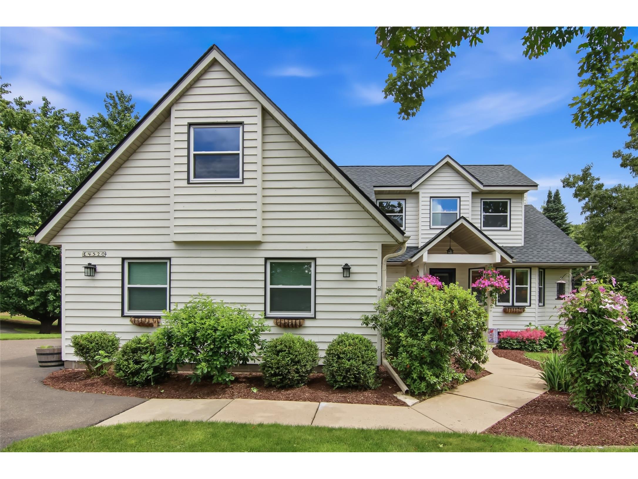 E4520 Woodfield Road Eau Claire WI 54701 1602553 image2