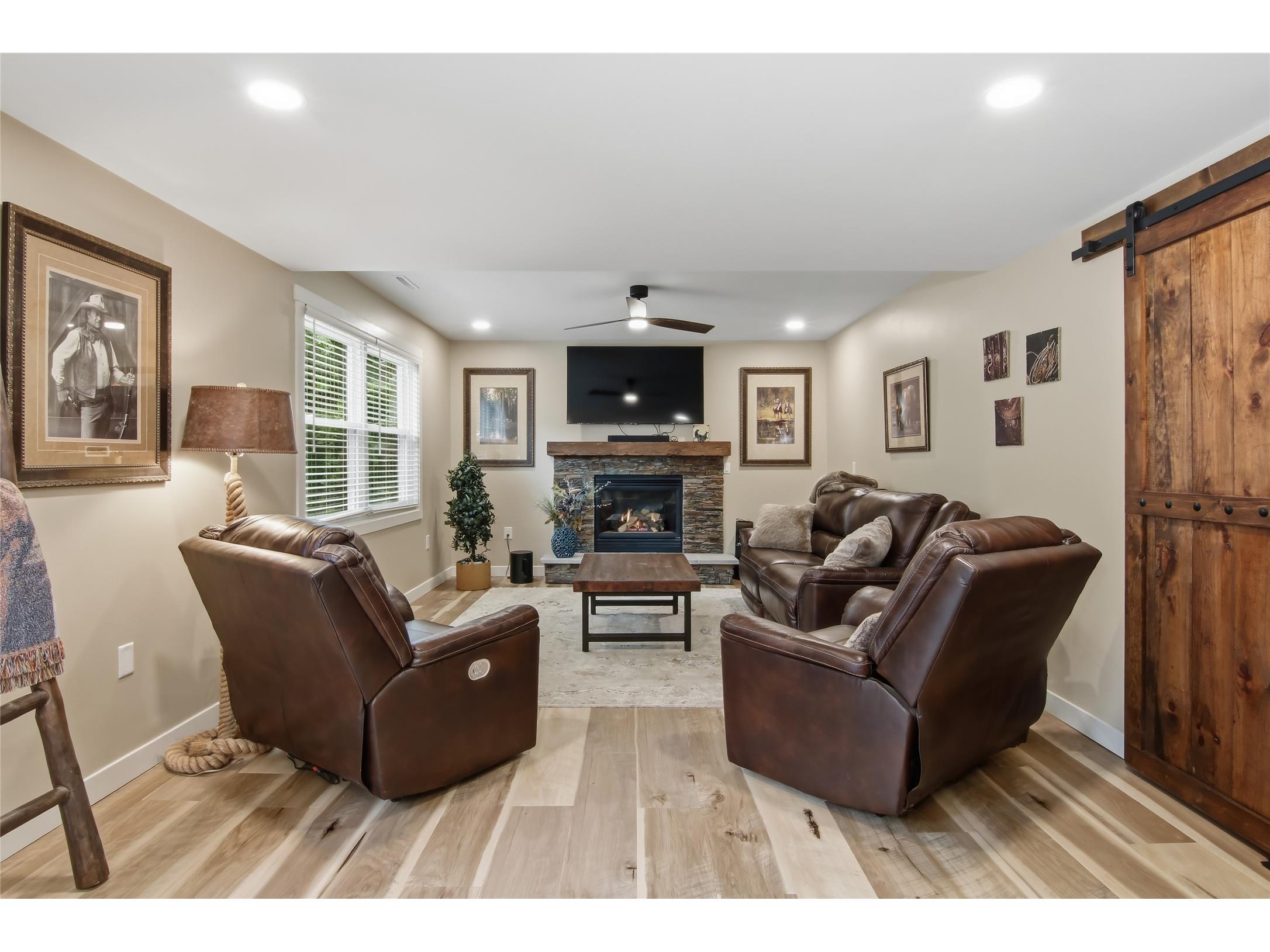 E4520 Woodfield Road Eau Claire WI 54701 1602553 image21