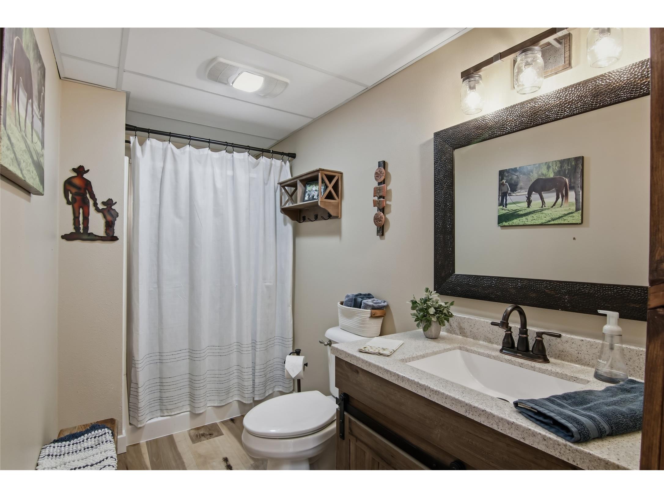 E4520 Woodfield Road Eau Claire WI 54701 1602553 image22