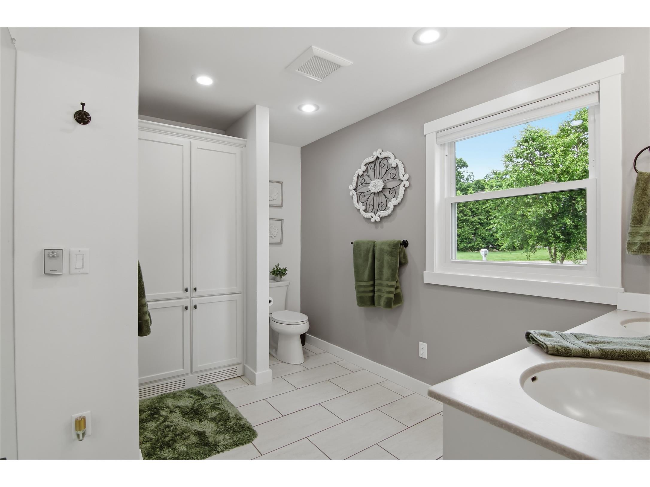 E4520 Woodfield Road Eau Claire WI 54701 1602553 image38
