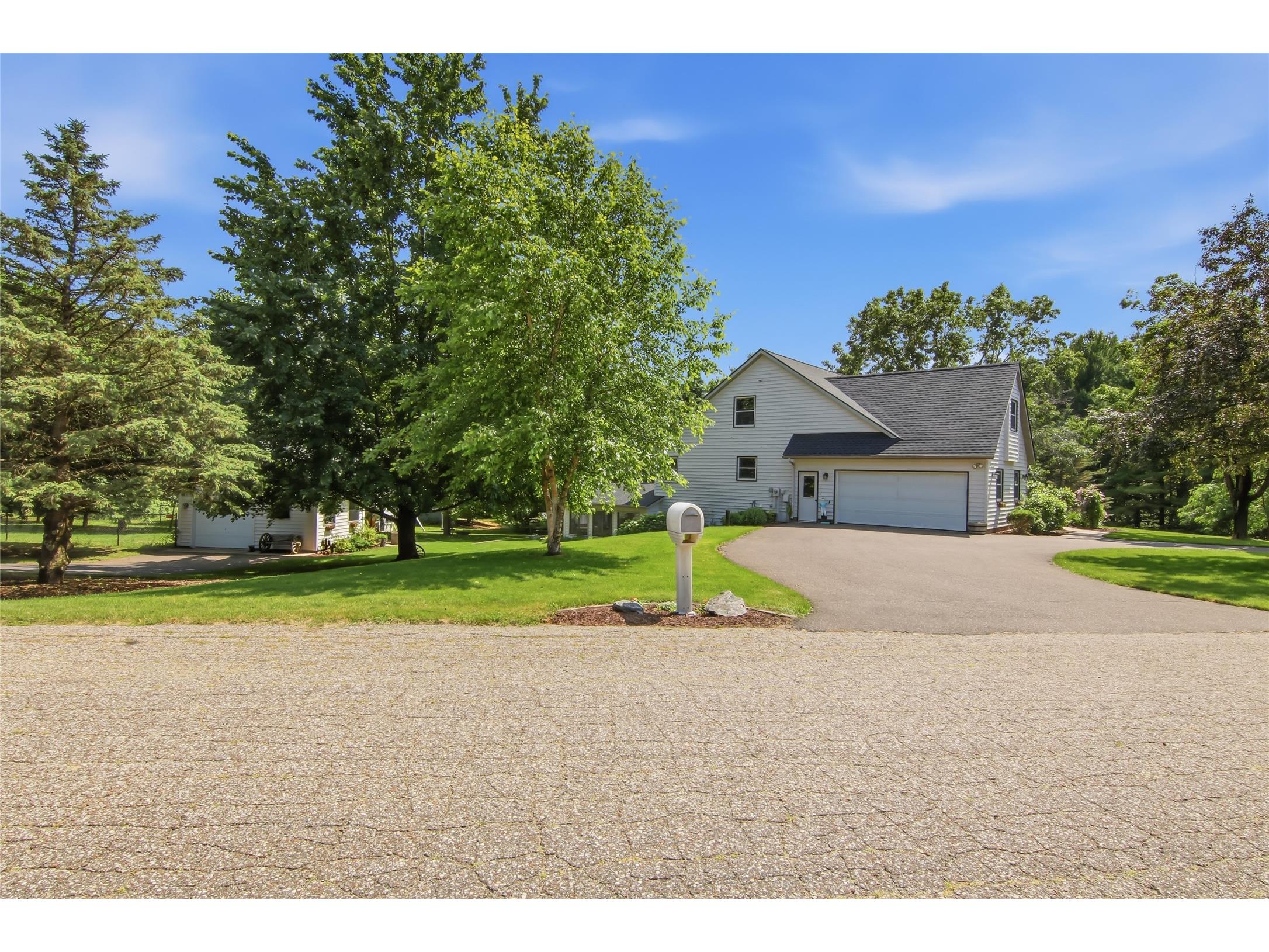 E4520 Woodfield Road Eau Claire WI 54701 1602553 image7