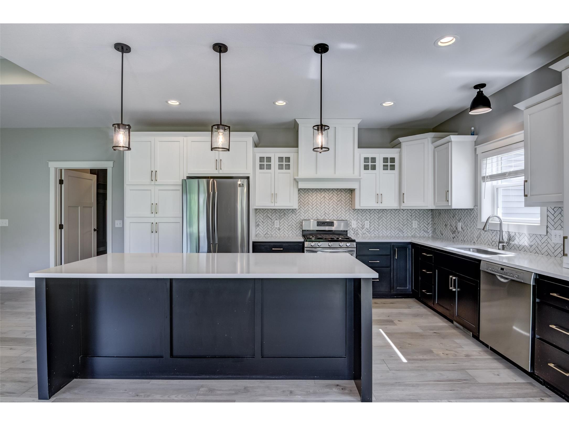 E5045 Basswood Road Eau Claire WI 54701 1601576 image9