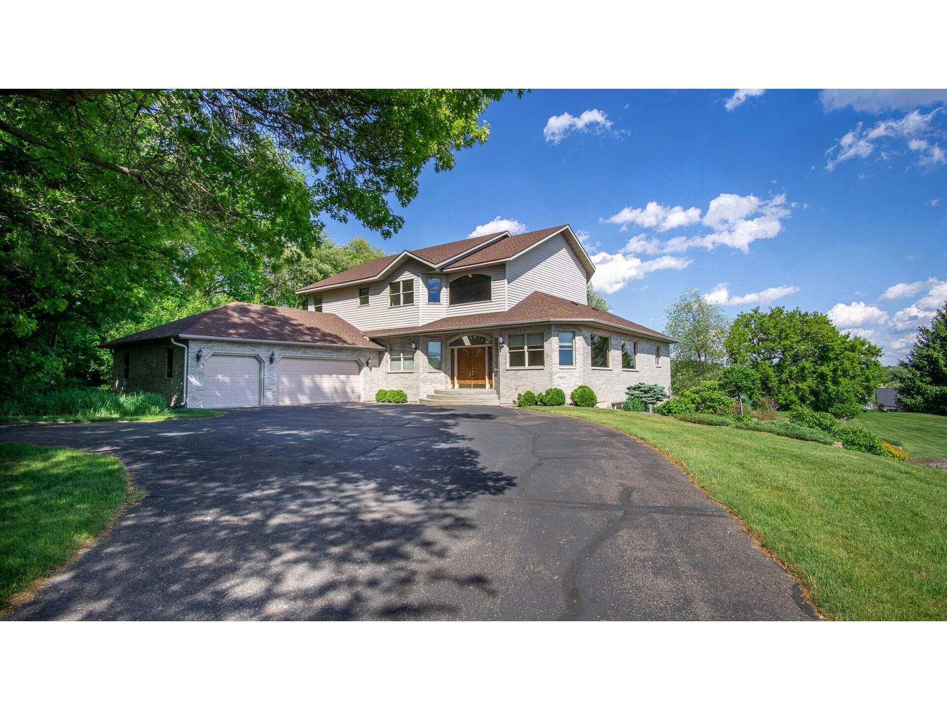 E5110 Interlachen Boulevard Eleva WI 54738 1599986 image2