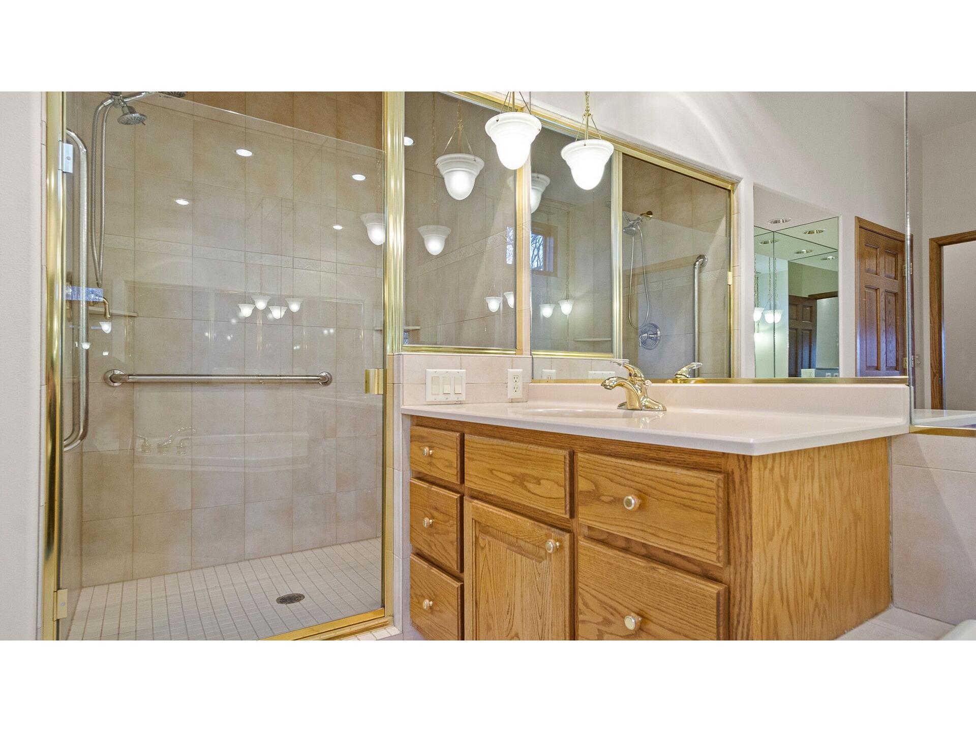 E5110 Interlachen Boulevard Eleva WI 54738 1599986 image29