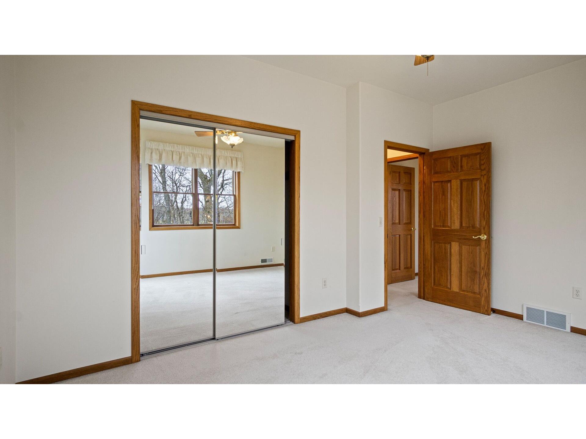 E5110 Interlachen Boulevard Eleva WI 54738 1599986 image35
