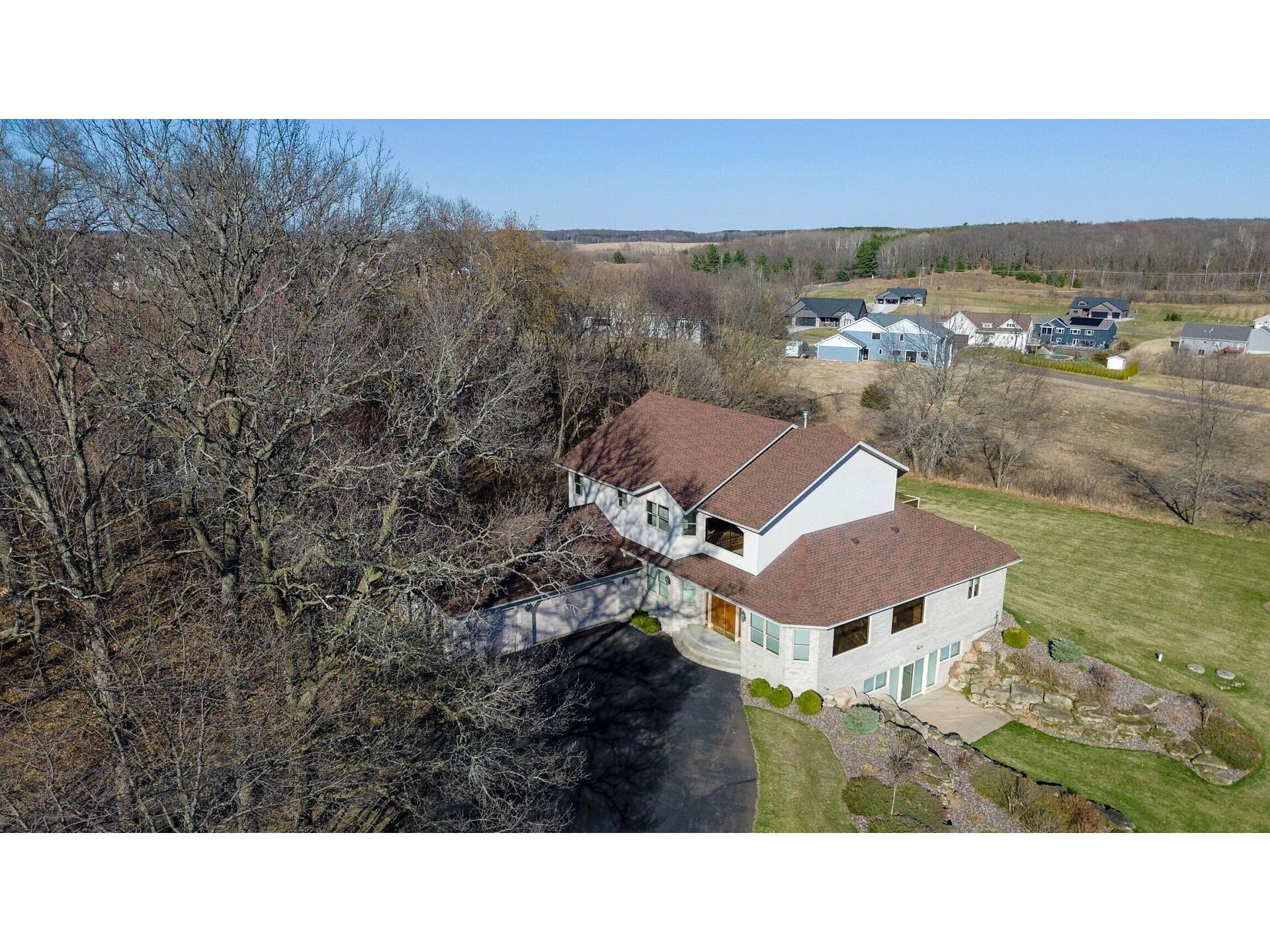 E5110 Interlachen Boulevard Eleva WI 54738 1599986 image52