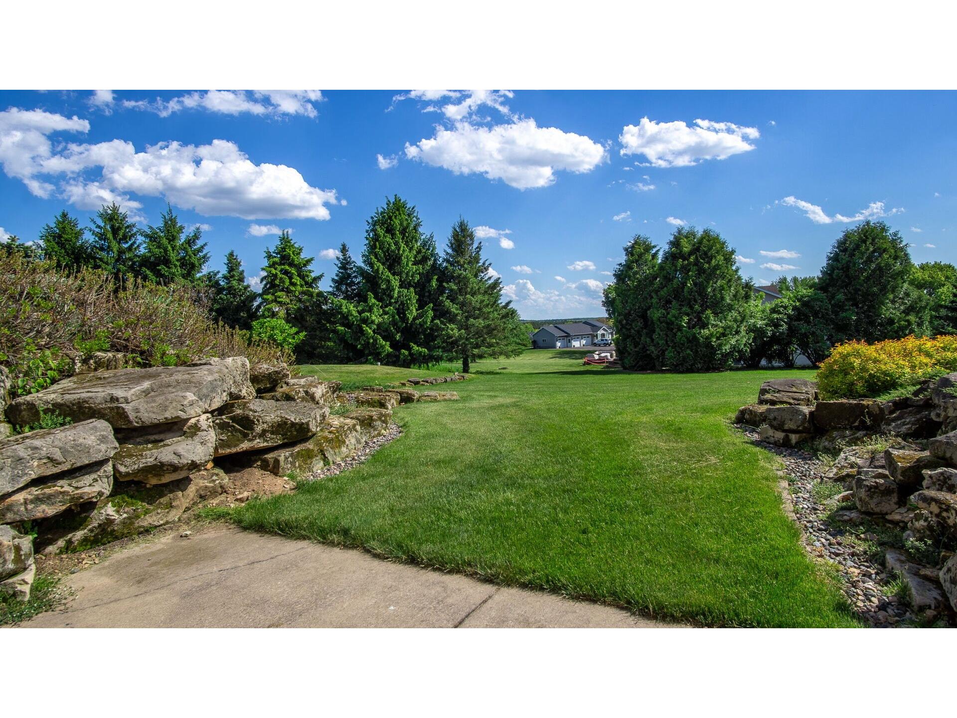 E5110 Interlachen Boulevard Eleva WI 54738 1599986 image57