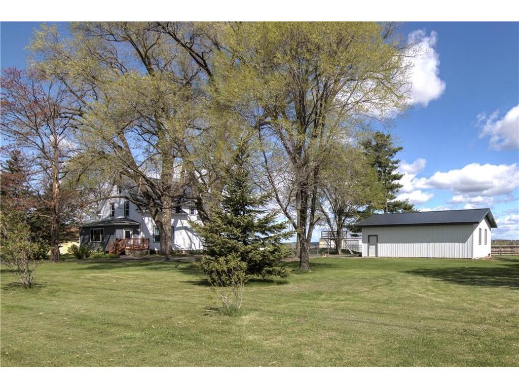 E7475 Hwy 12/29, Elk Mound, WI 54739 MLS 1552695 Edina Realty