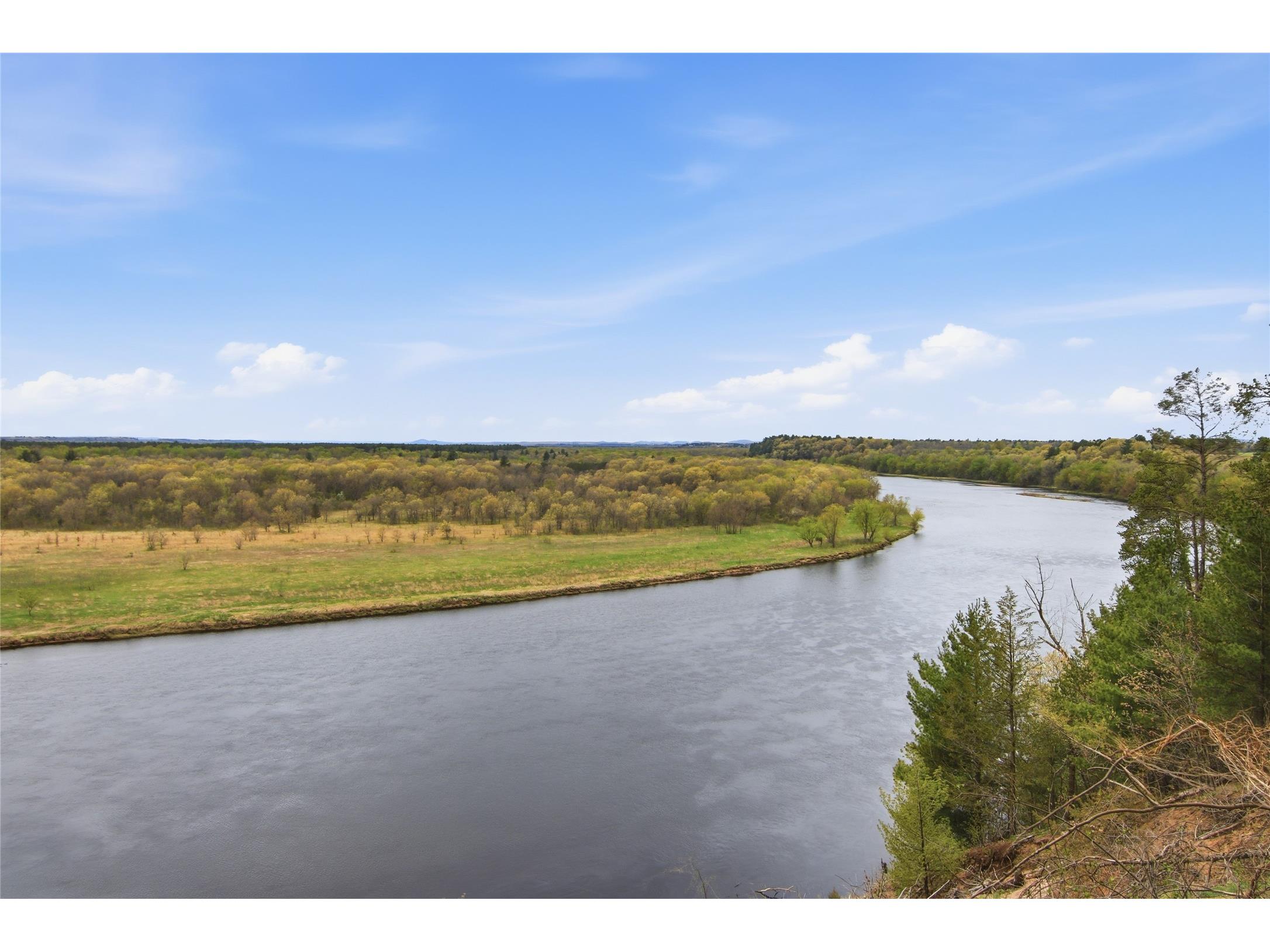E8200 260th Avenue Elk Mound WI 54739 - Chippewa River 1600905 image3
