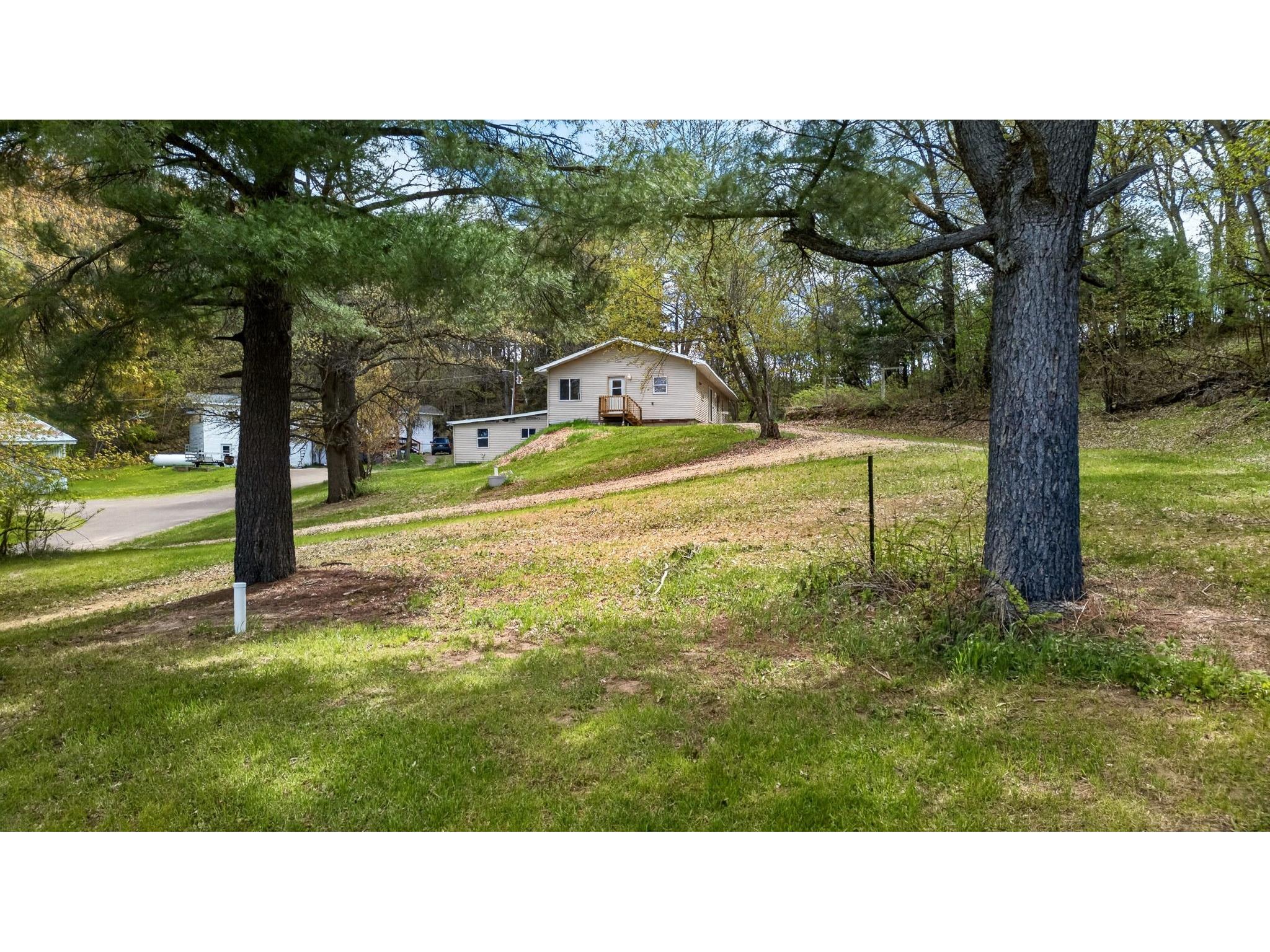 N10266 County Road M Colfax WI 54730 1601054 image2