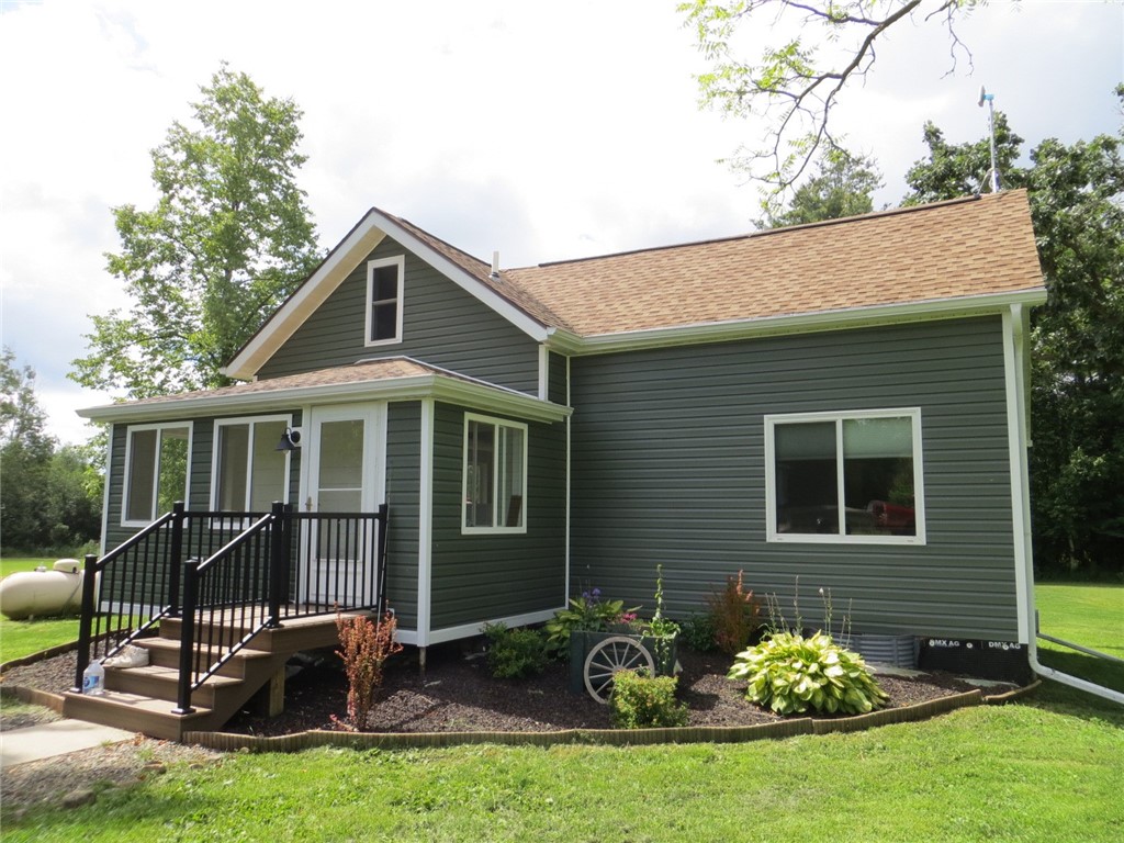 N1099 School Road Thorp WI 54771 1594858 image1