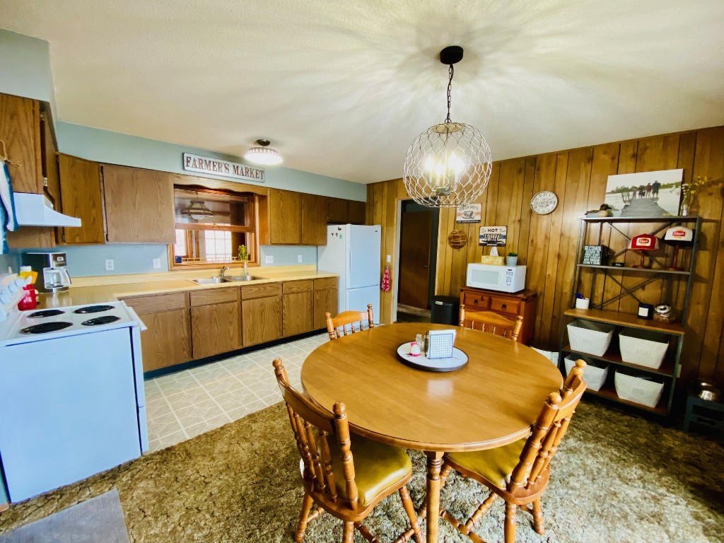 N12798 Three Mile Road Minong WI 54859 - Nancy 1599895 image34