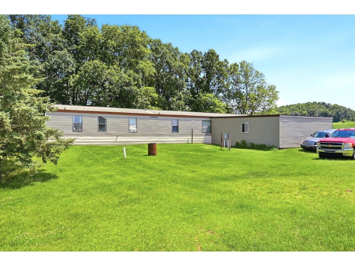 N1405 County Road Z Eau Galle WI 54737 1603134 image2