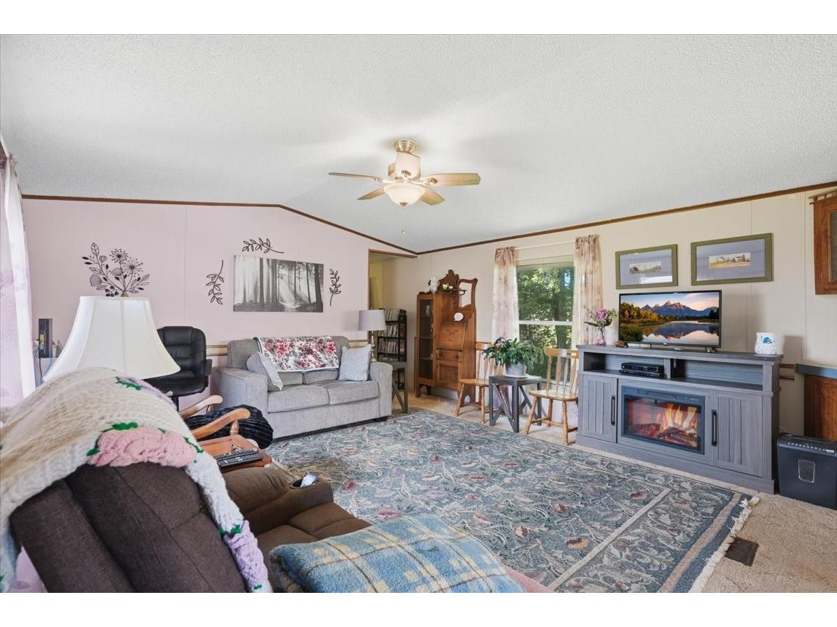 N1405 County Road Z Eau Galle WI 54737 1603134 image9