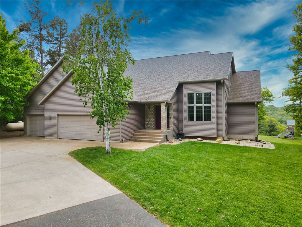 N1698 945th Street Eau Claire WI 54701 - Chippewa 1590737 image1