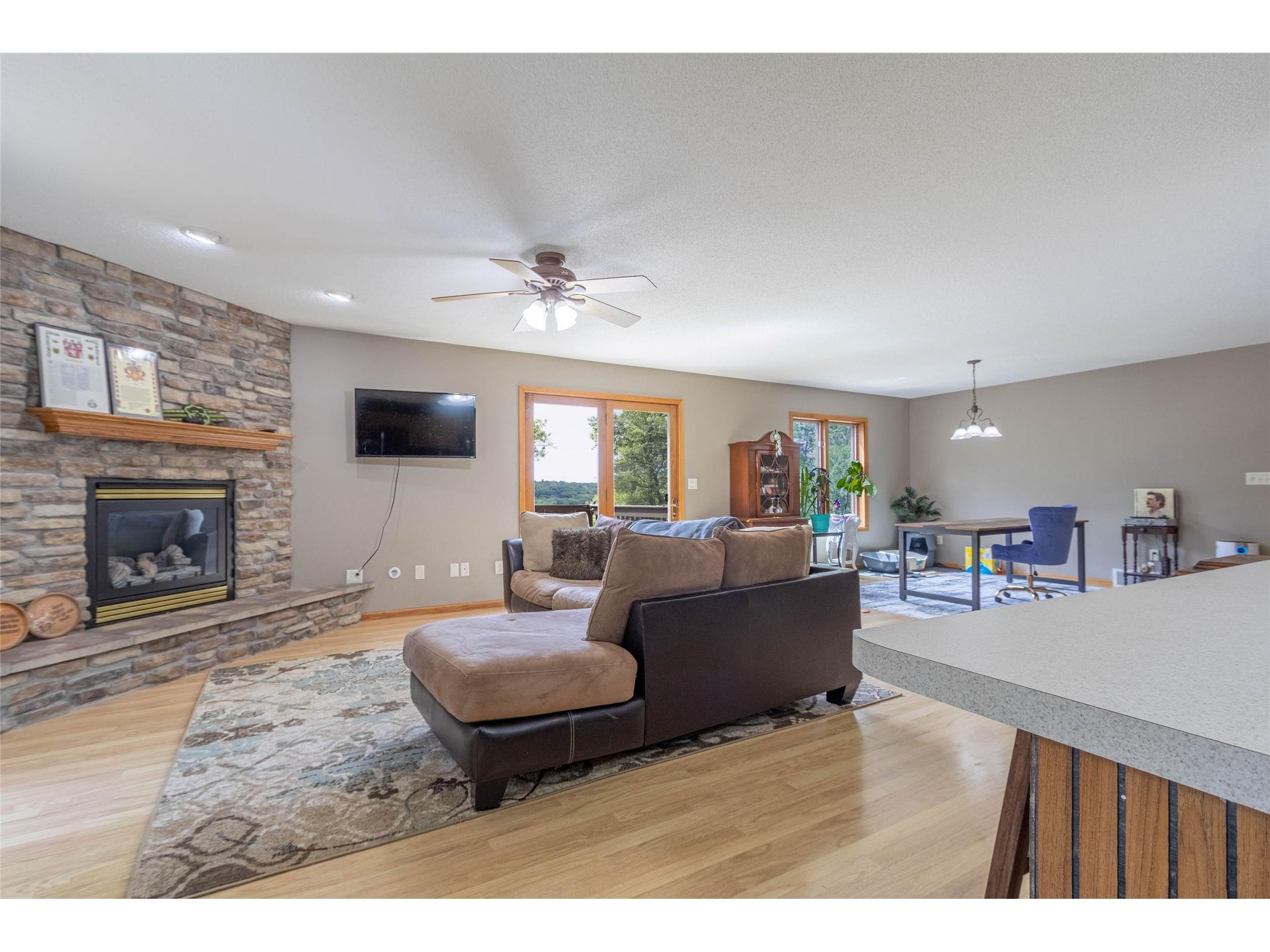 N1698 945th Street Eau Claire WI 54701 1601131 image17