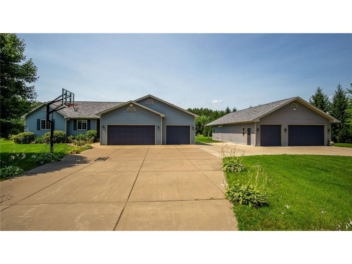 N1703 950th Street Eau Claire WI 54701 1594047 image1