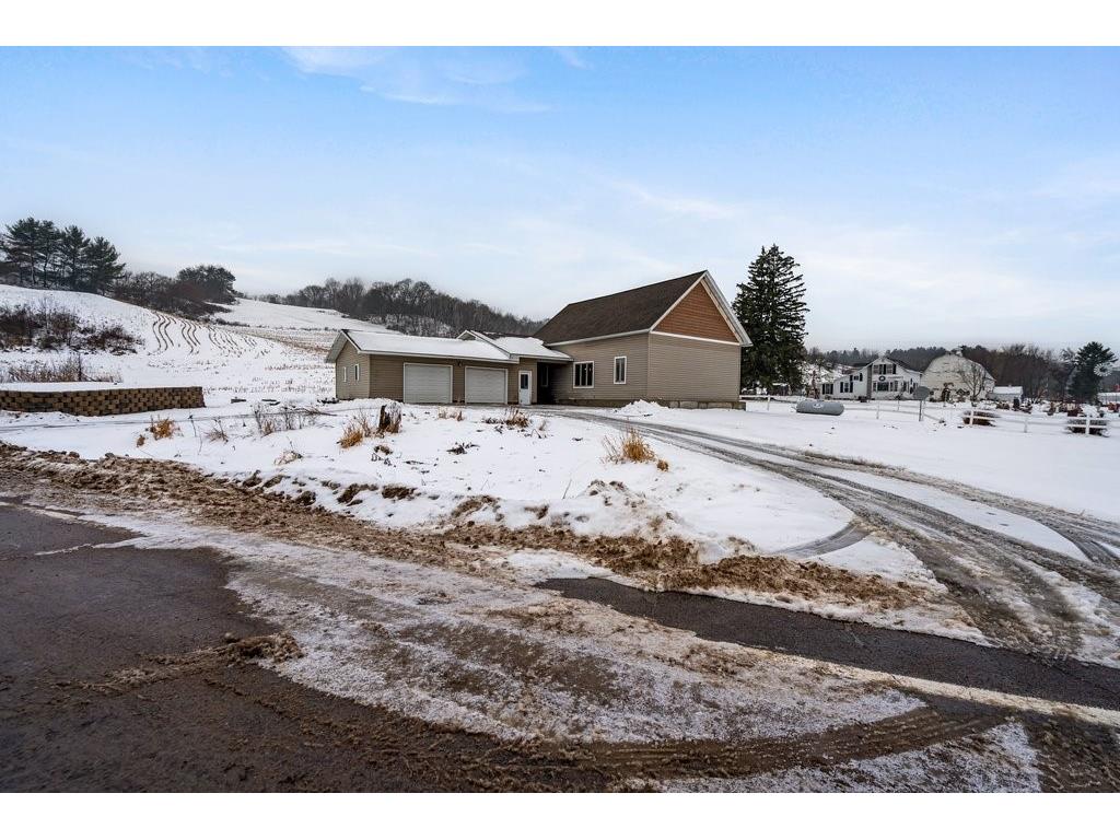 N26152 County Road T Ettrick WI 54627 1597718 image26