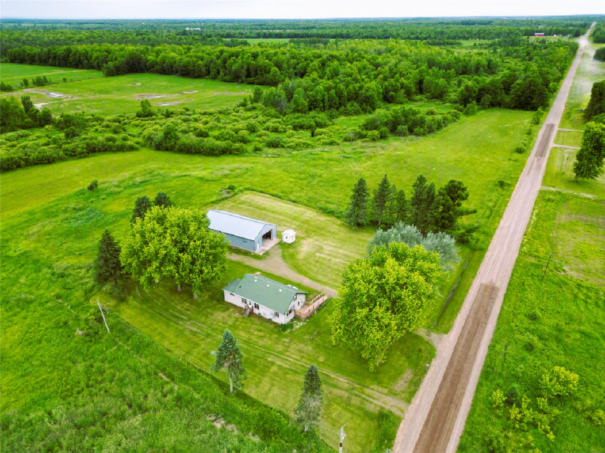 N2737 E Grow Road Sheldon WI 54766 - Skunk Creek 1602548 image38