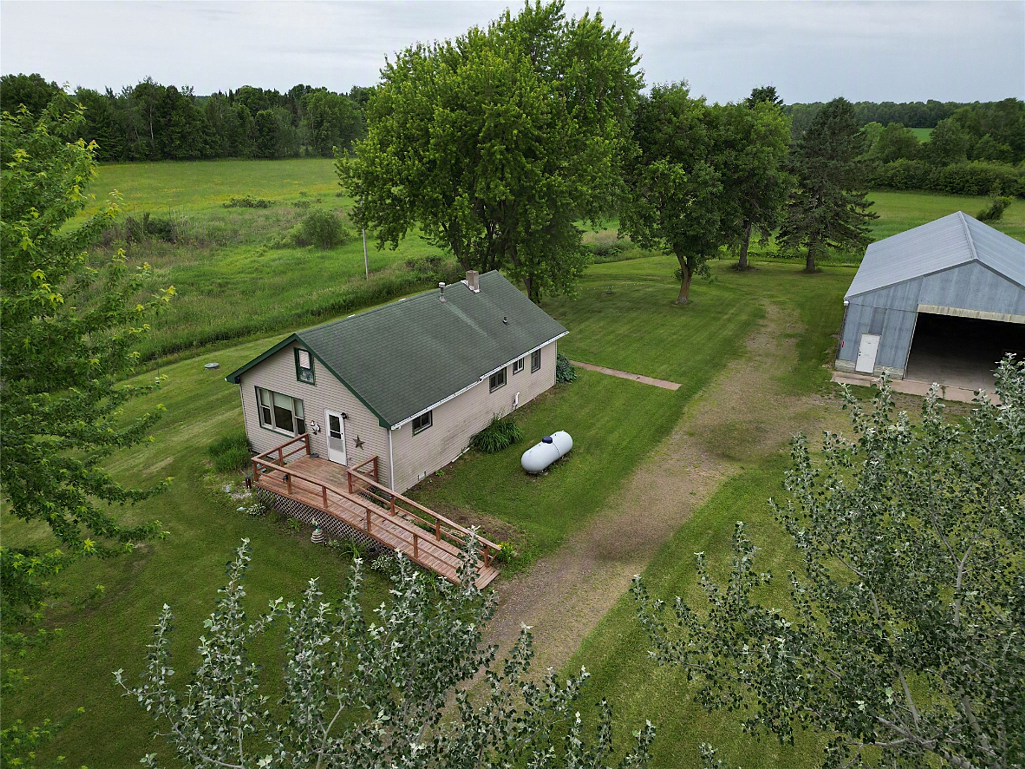 N2737 E Grow Road Sheldon WI 54766 - Skunk Creek 1602548 image40
