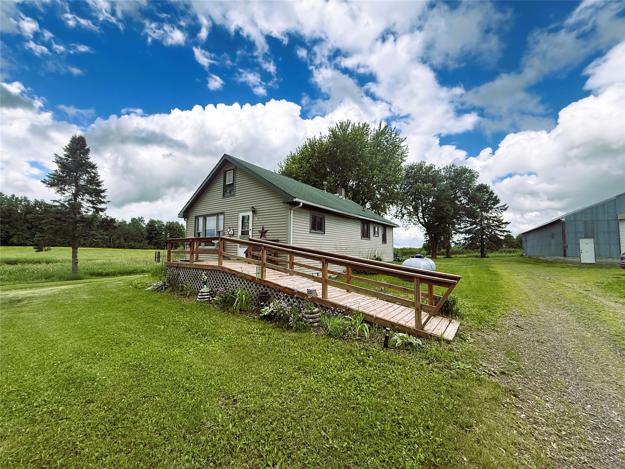 N2737 E Grow Road Sheldon WI 54766 - Skunk Creek 1602548 image41