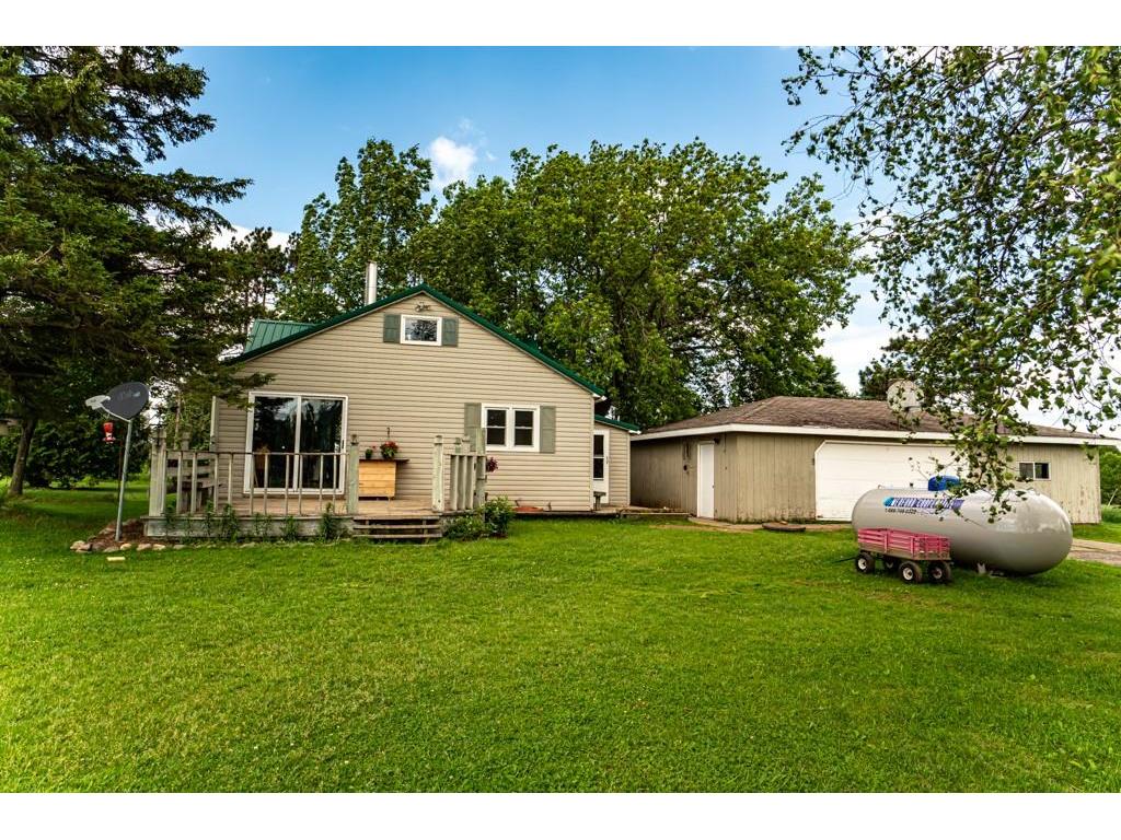 N3052 County Road B Gilman WI 54433 - Yellow 1565647 image1