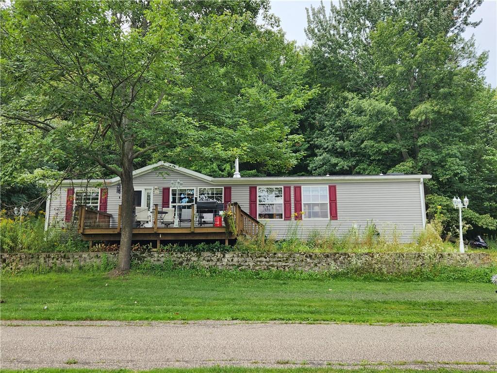 N3301 E Bluff Road, Humbird, WI, 54746 MLS 1576169 Edina Realty