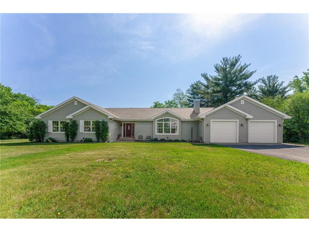 N3590 890th Street, Elk Mound, WI, 54739 MLS 1573779 Edina Realty