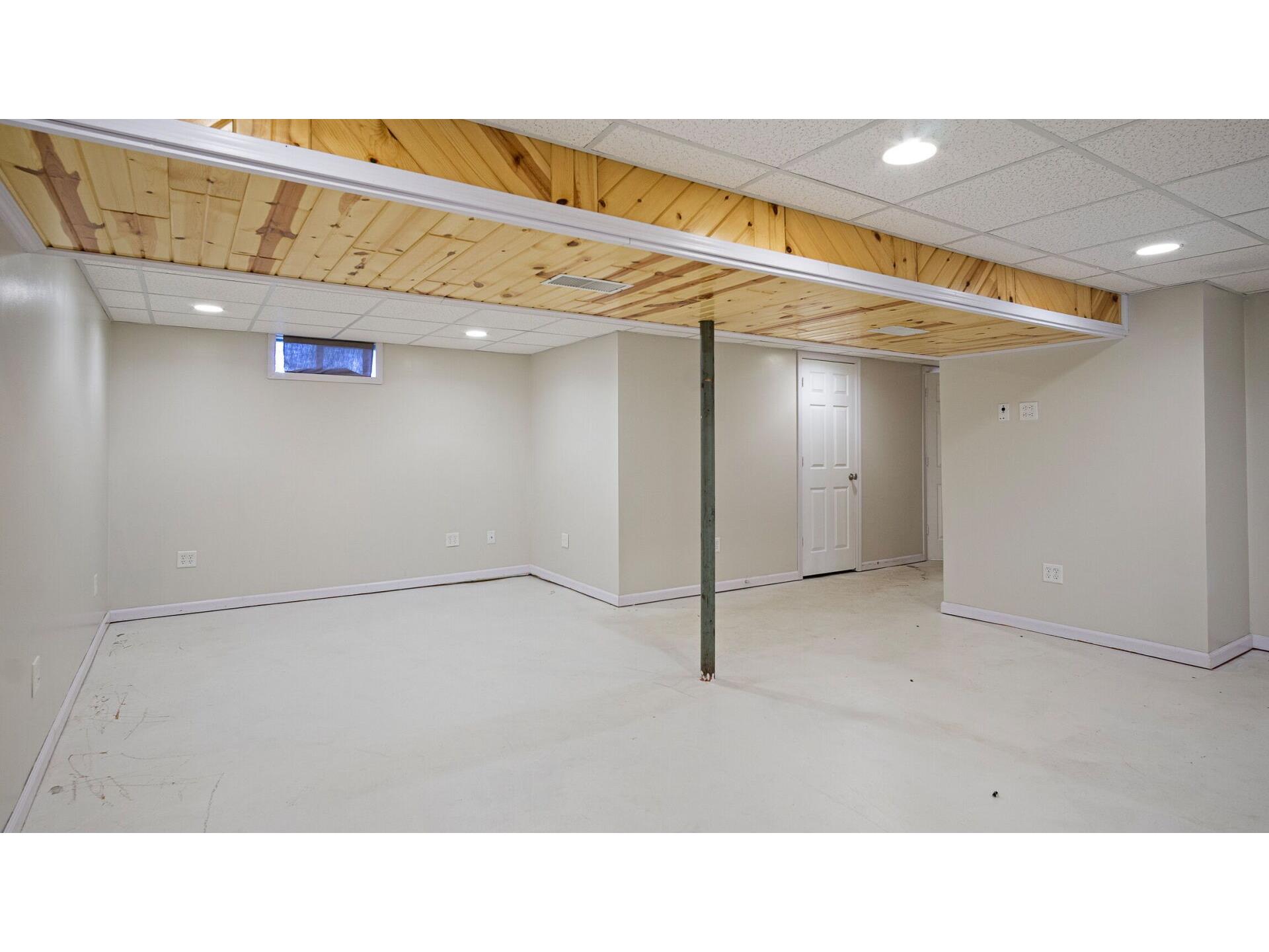 N3762 990th Street Eau Claire WI 54703 1601457 image35
