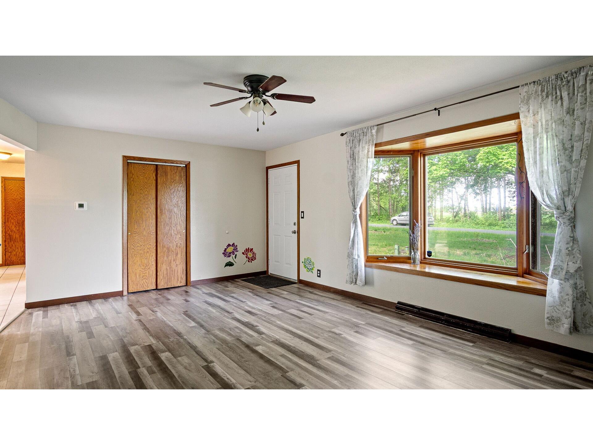 N3762 990th Street Eau Claire WI 54703 1601457 image4