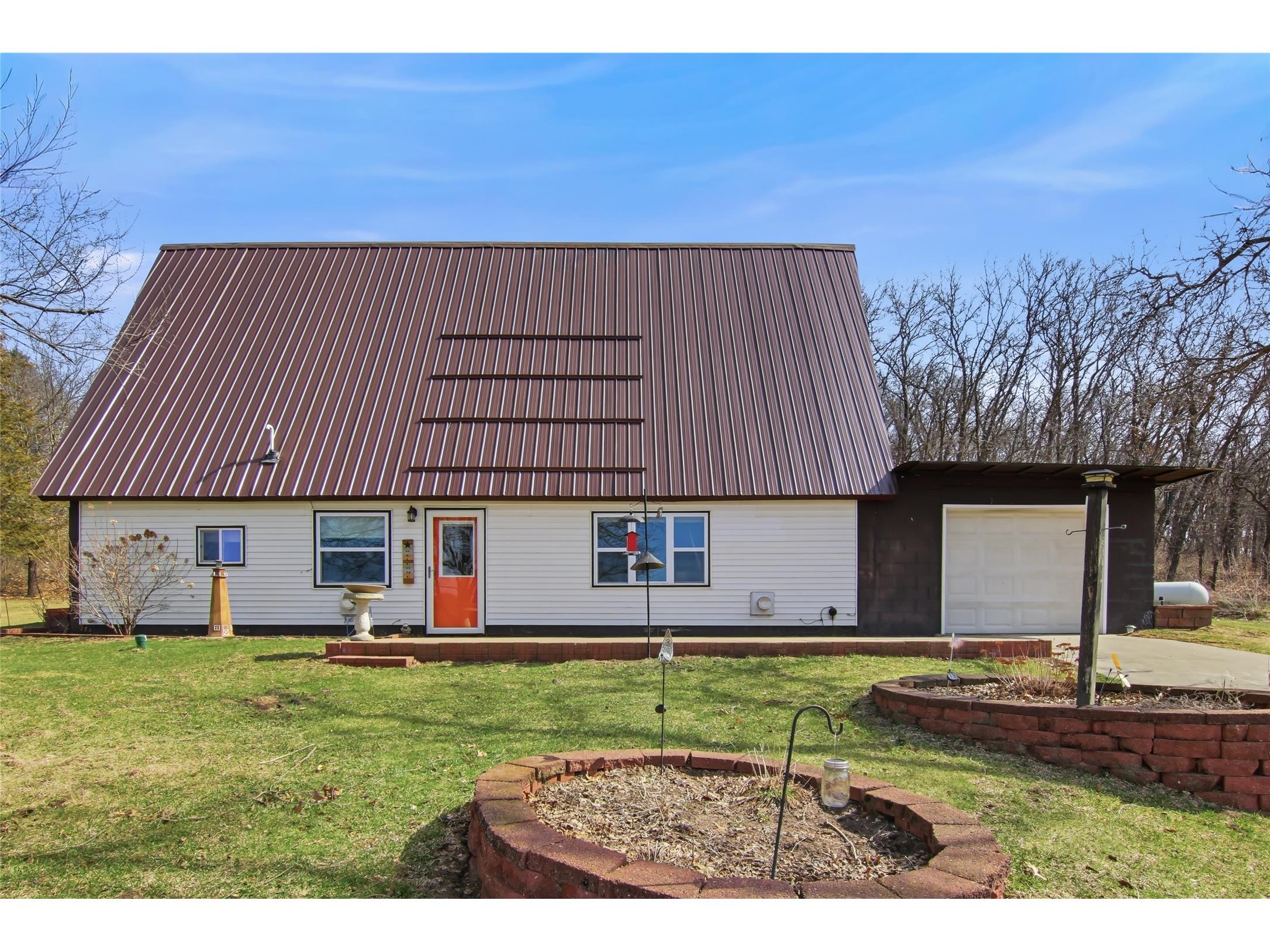 N3862 Claire Road Taylor WI 54659 1599558 image1